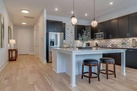 The Briar - Luxurious Condo Near Vanderbilt, Нашвілл Екстер'єр фото