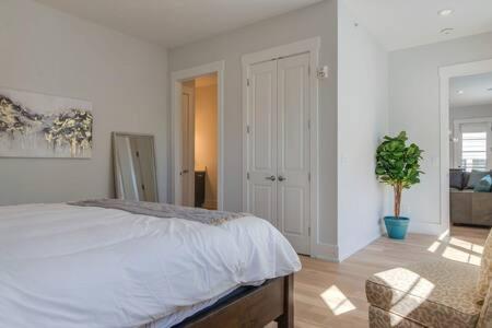 The Briar - Luxurious Condo Near Vanderbilt, Нашвілл Екстер'єр фото