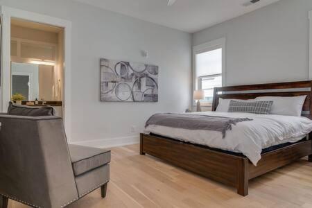The Briar - Luxurious Condo Near Vanderbilt, Нашвілл Екстер'єр фото