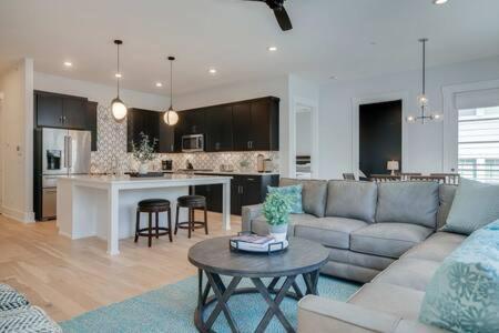 The Briar - Luxurious Condo Near Vanderbilt, Нашвілл Екстер'єр фото